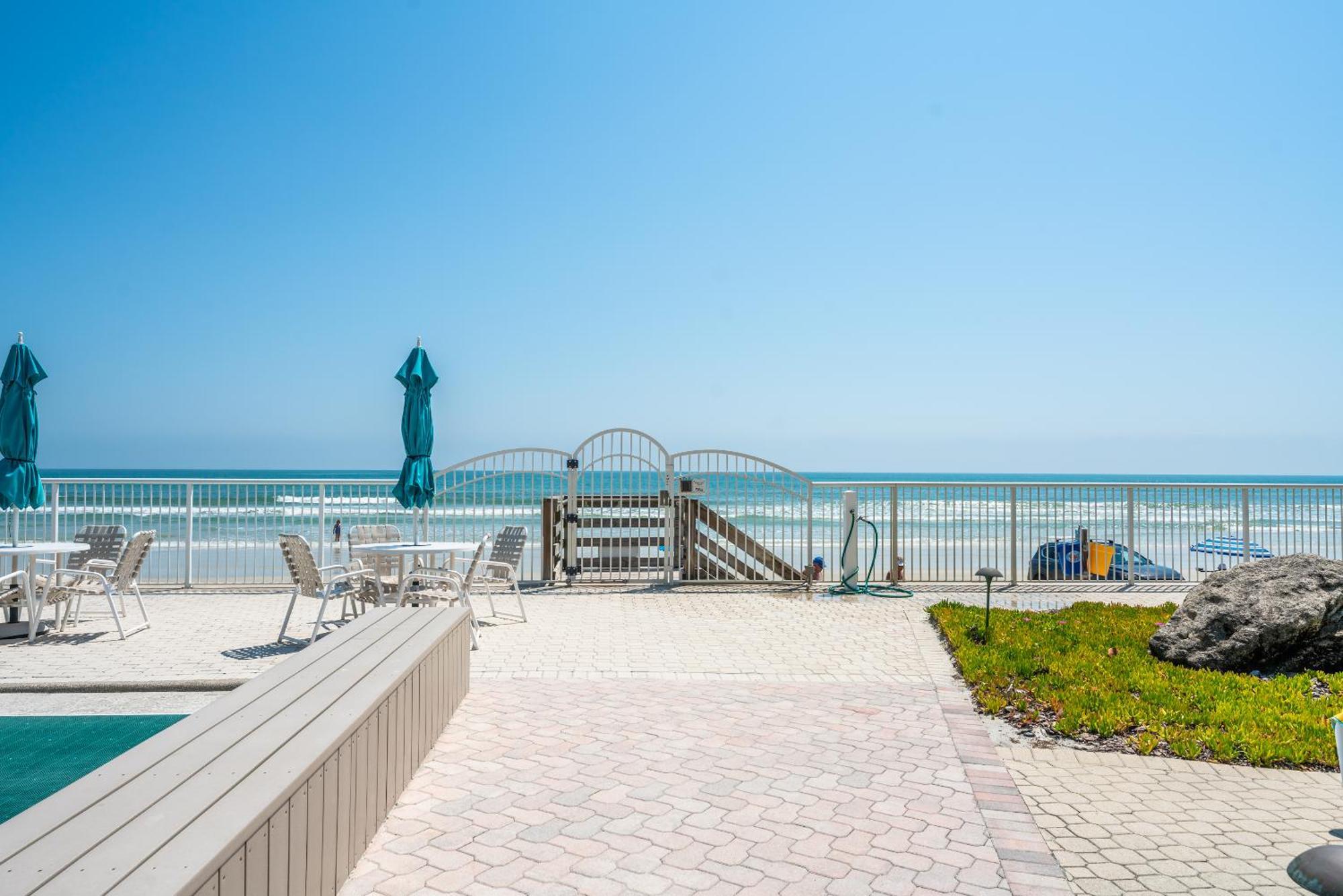 Coastal Condo With Beachfront Views And Pool Access! New Smyrna Beach Exterior foto